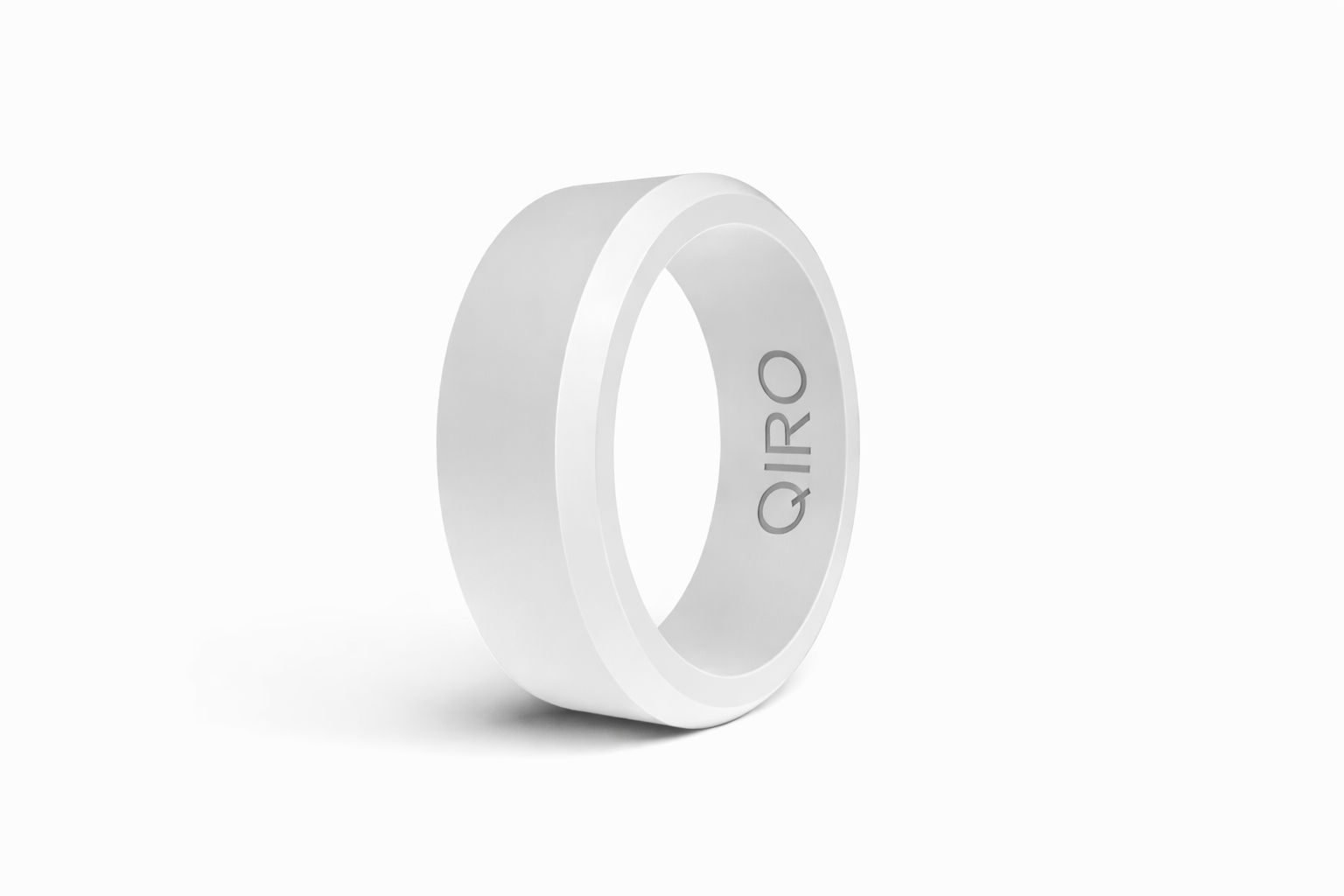 weisser minimalistischer Silikonring für die Finger